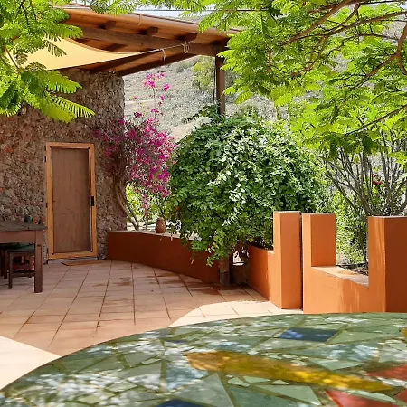 Nyaraló Peaceful House Set On A Vineyard & Work Friendly